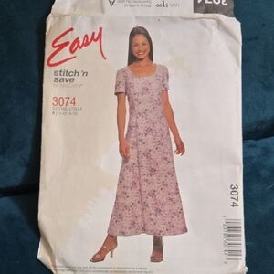 Easy Stitch 'n Save Women's Purple Floral Dress
